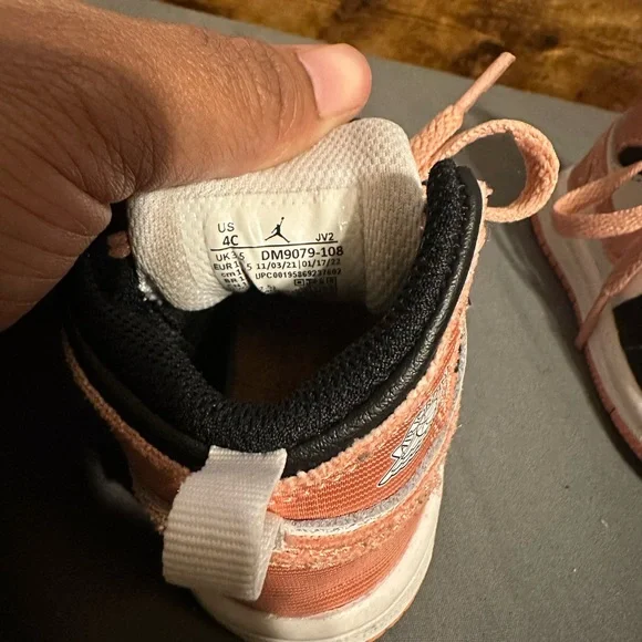 Nike Air Jordan 1 Mid Light Madder Root PinkToddler Girls Shoes - Picture 6 of 6